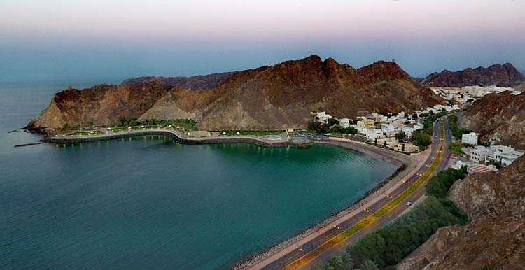 Hidden Attractions in Muscat